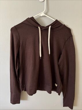 Vuori Women's Halo Essential Hoodie